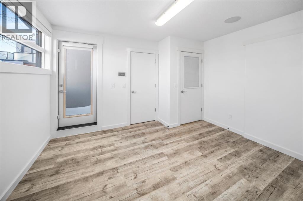156 9 Street NE, Calgary, Alberta  T2E 0P4 - Photo 23 - A2287780
