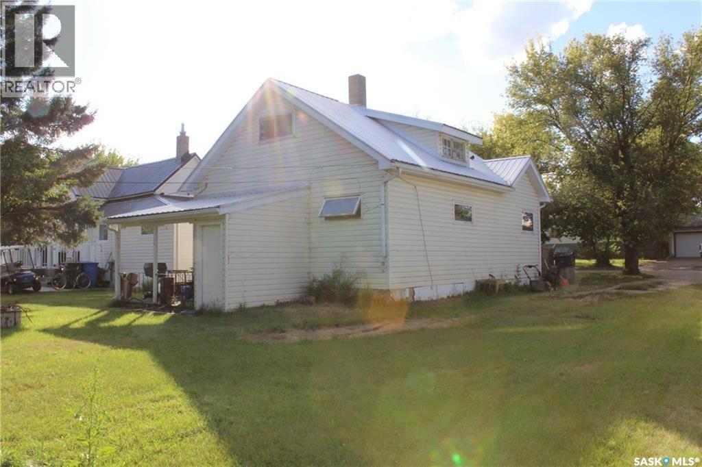 508 1st Avenue E, Lampman, Saskatchewan  S0C 1N0 - Photo 20 - SK025601