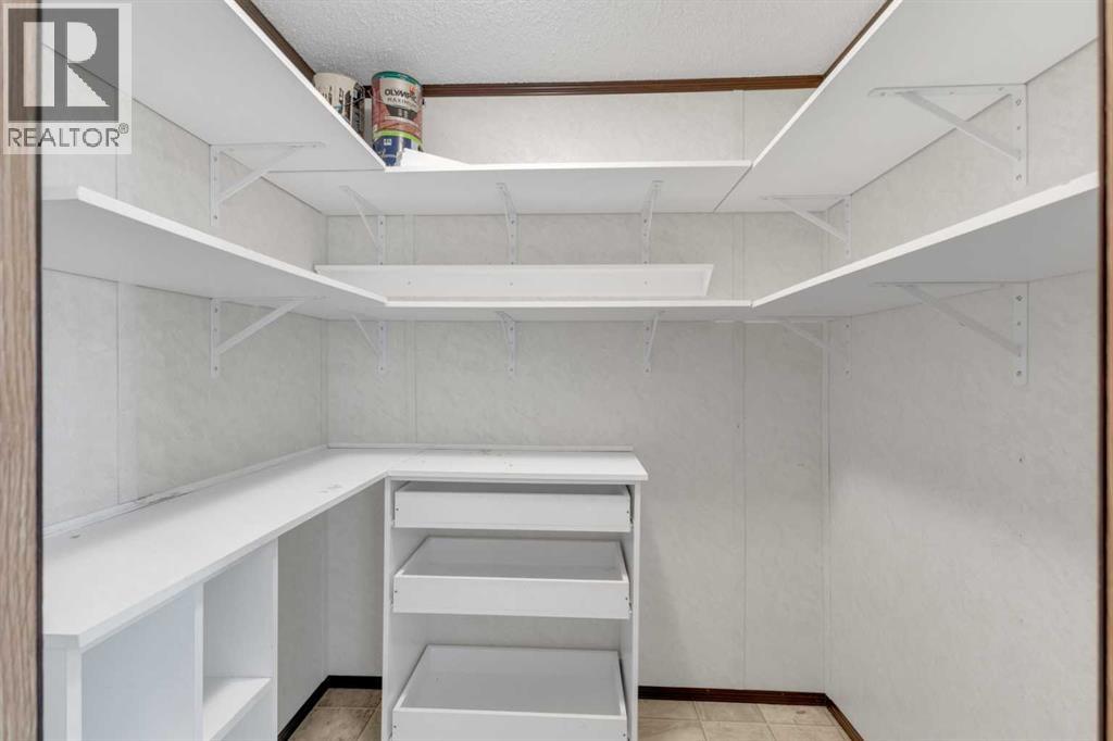 5309 44 Street, Clive, Alberta  T0C 0Y0 - Photo 12 - A2302715