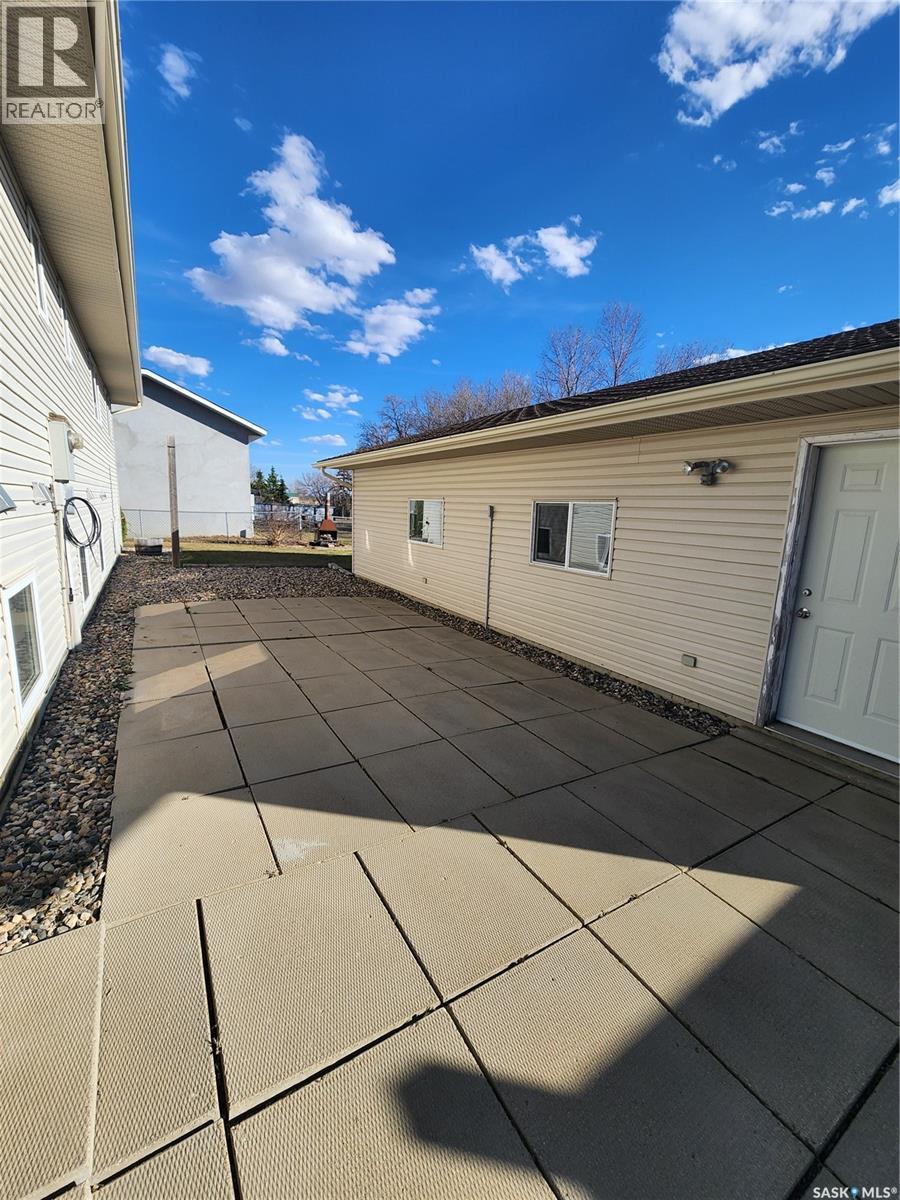 115 Carson Bay, Lampman, Saskatchewan  S0C 1N0 - Photo 45 - SK029725