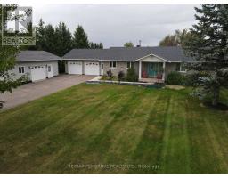 56 ROBERTSON DRIVE, Whitewater Region, Ontario