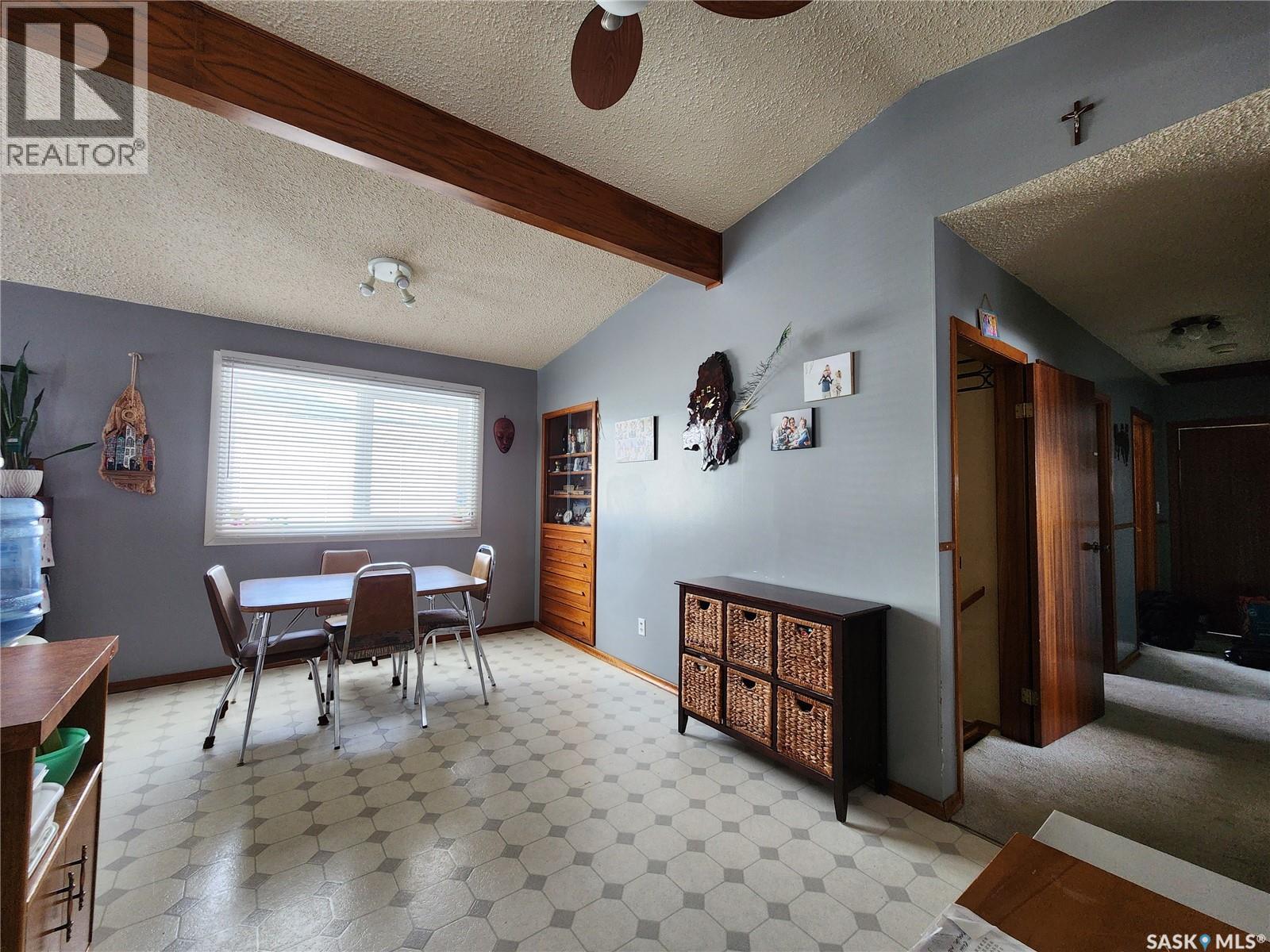 304 Second Avenue E, Lampman, Saskatchewan  S0C 1N0 - Photo 17 - SK030695