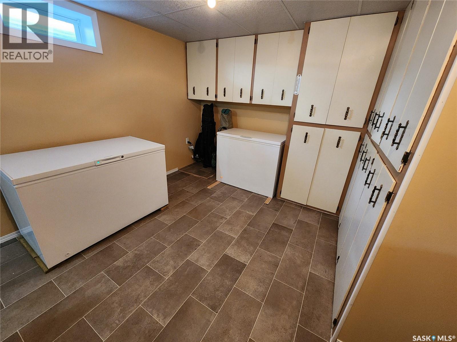 304 Second Avenue E, Lampman, Saskatchewan  S0C 1N0 - Photo 31 - SK030695