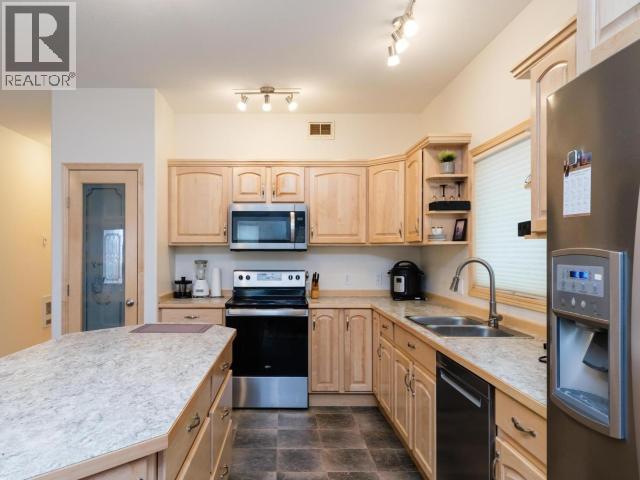 6-235 Olive May Way, Whitehorse, Yukon  Y1A 0R5 - Photo 6 - 17181