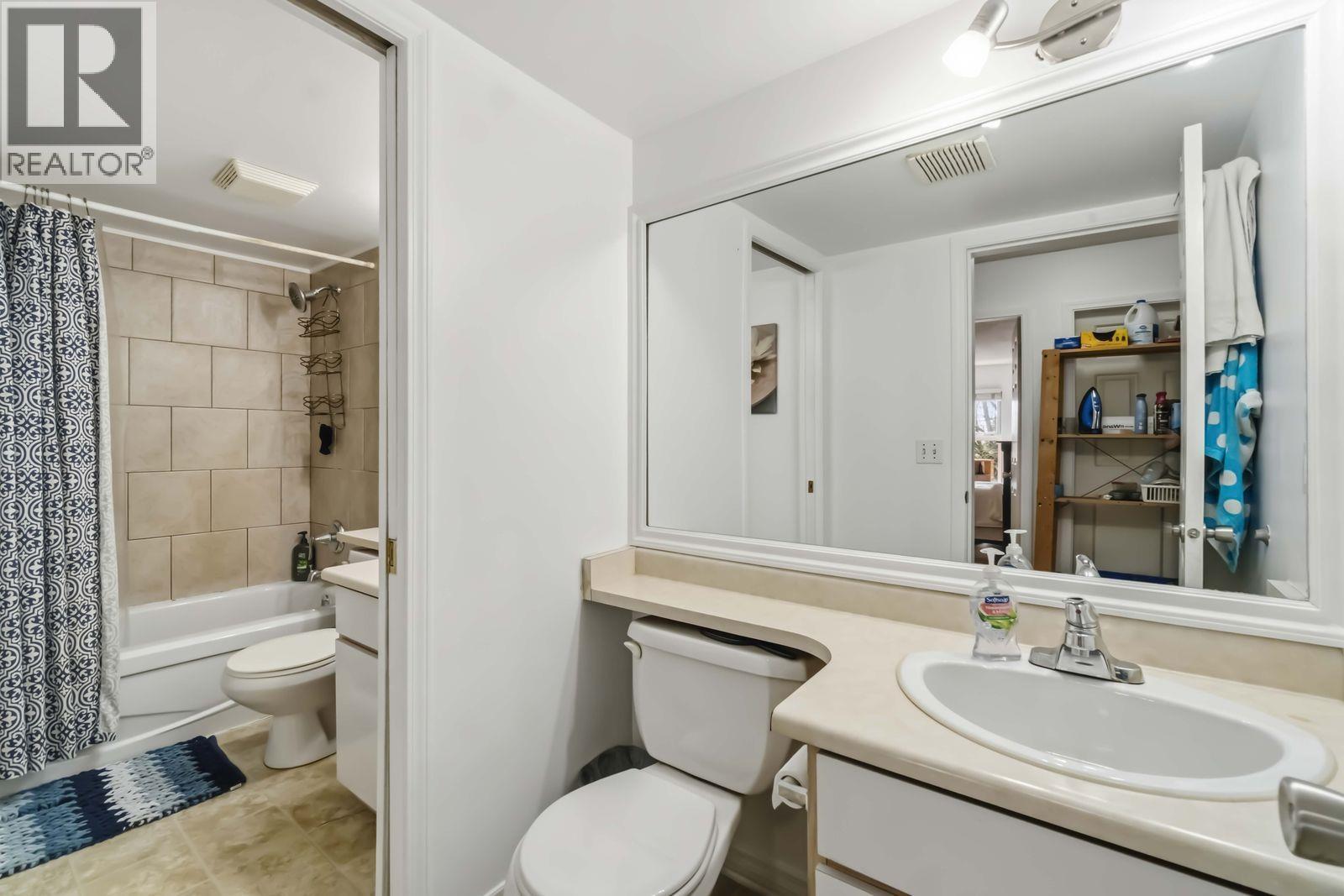 301 99 Begin Street, Coquitlam, British Columbia  V3K 6R5 - Photo 12 - R3115113