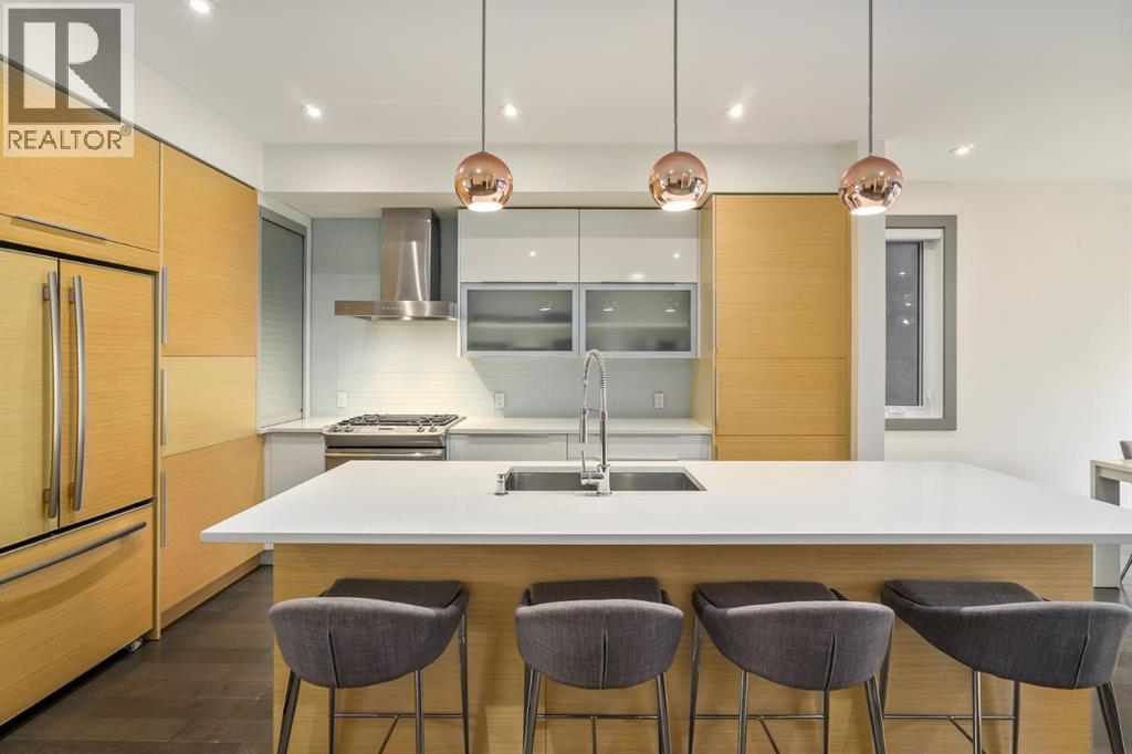 1826 37 Avenue SW, Calgary, Alberta  T3E 3A3 - Photo 5 - A2301417