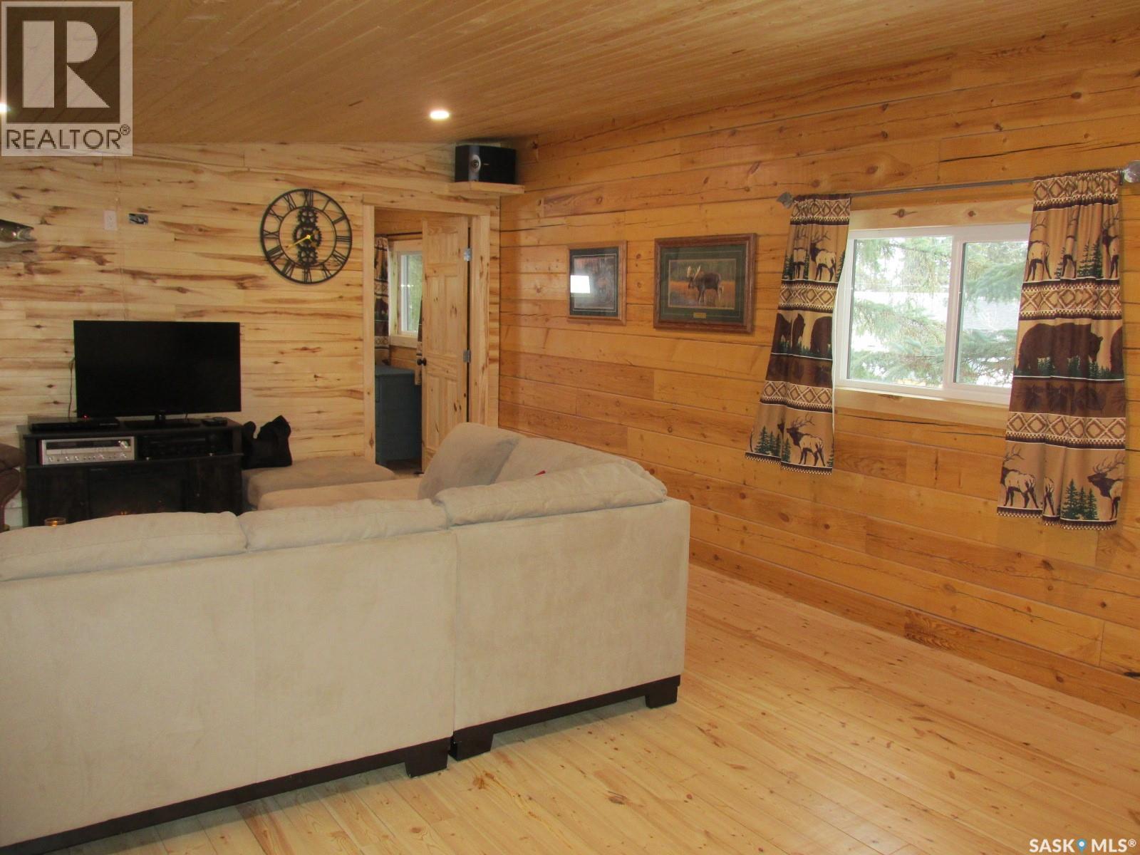 109 Rustad Avenue, White Fox, Saskatchewan  S0J 3B0 - Photo 7 - SK033784