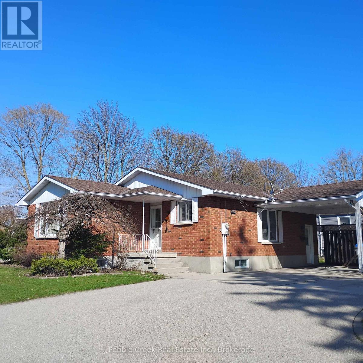 189 Hincks Street, Goderich, Ontario  N7A 3C9 - Photo 3 - X12760390