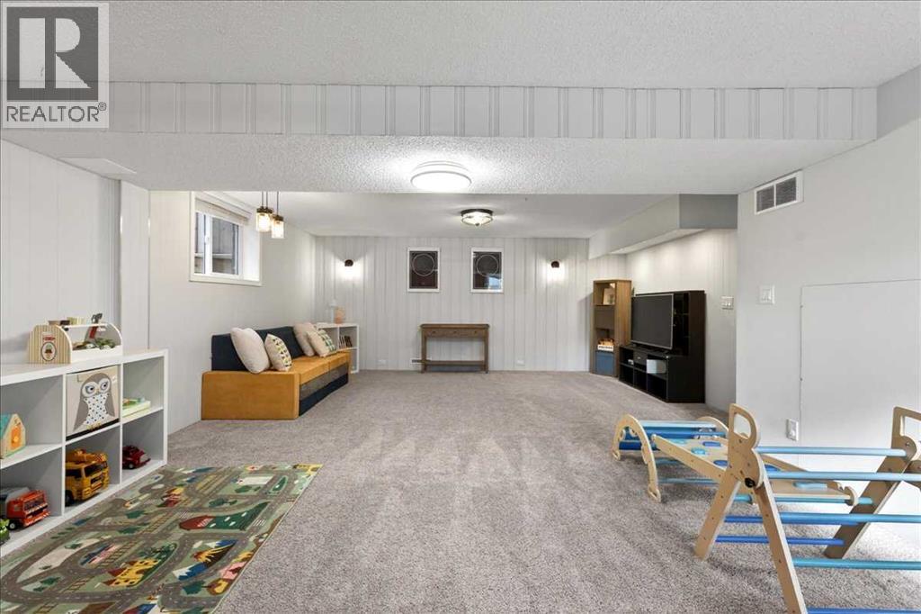 611 Lake Linnet Crescent Se, Calgary, Alberta  T2J 2J3 - Photo 21 - A2303802