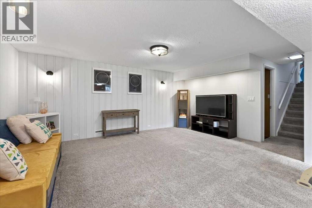 611 Lake Linnet Crescent Se, Calgary, Alberta  T2J 2J3 - Photo 22 - A2303802