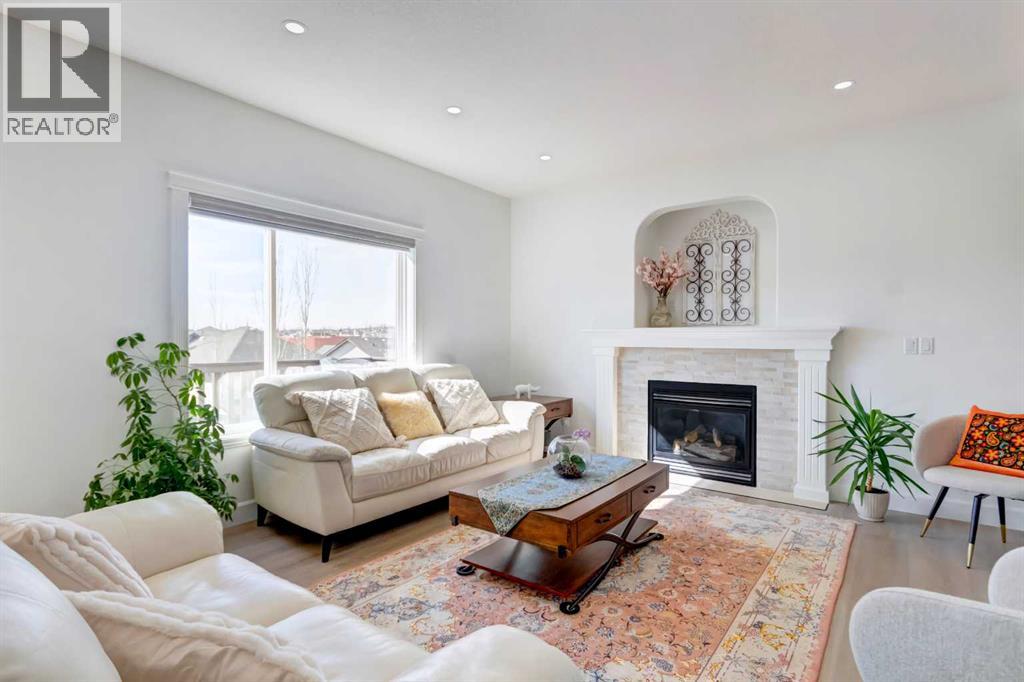 37 Royal Birch Landing NW, Calgary, Alberta  T3G 5R3 - Photo 7 - A2297307