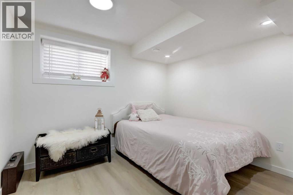 37 Royal Birch Landing NW, Calgary, Alberta  T3G 5R3 - Photo 30 - A2297307