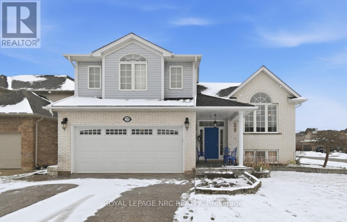 225 COLBECK DRIVE, Welland, Ontario