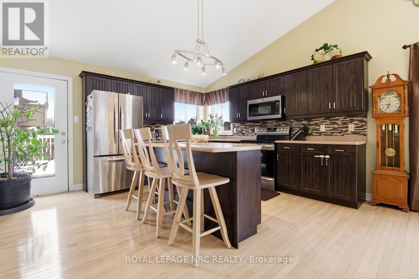 225 Colbeck Drive, Welland, Ontario  L3C 7M3 - Photo 17 - X13038818