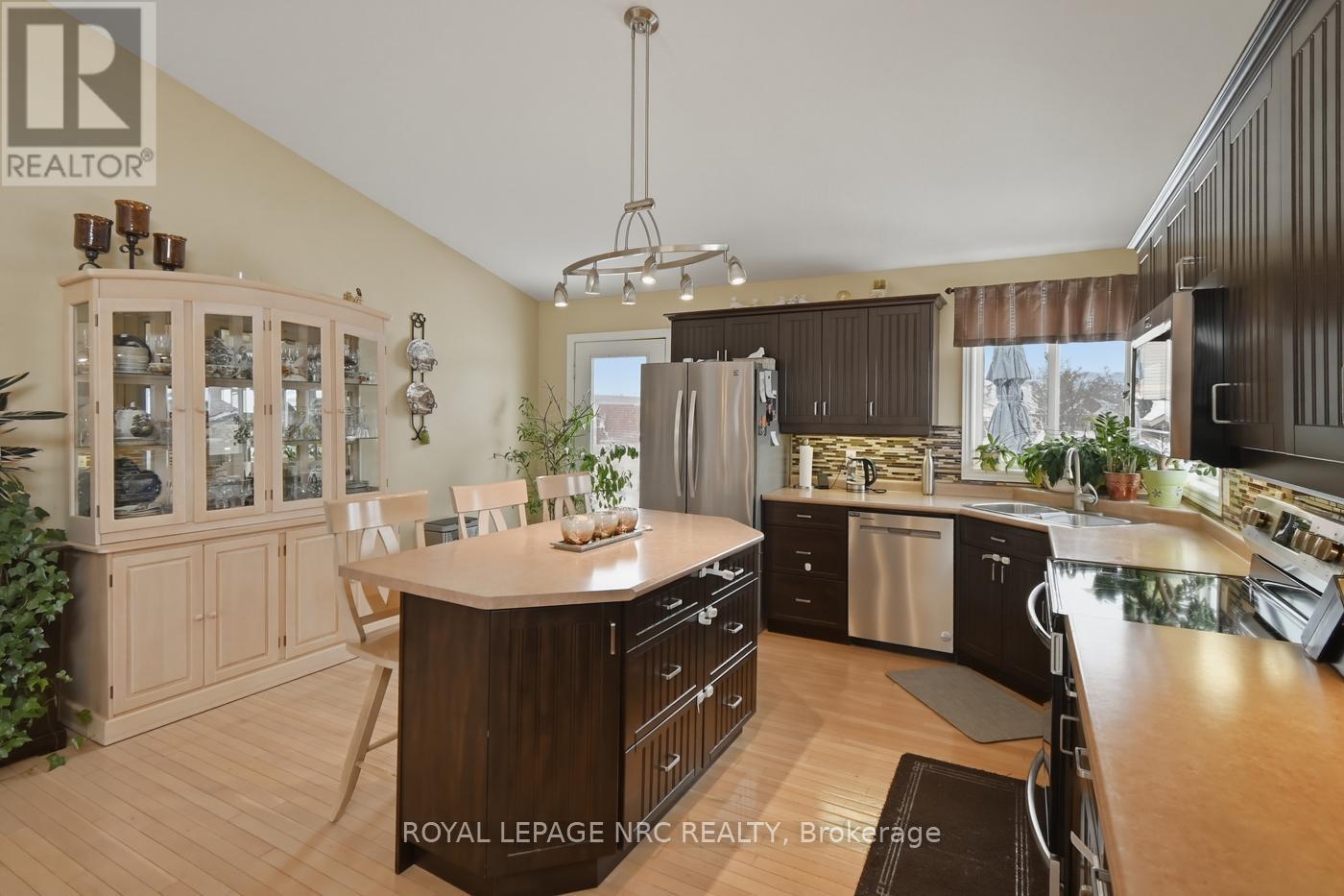 225 Colbeck Drive, Welland, Ontario  L3C 7M3 - Photo 19 - X13038818