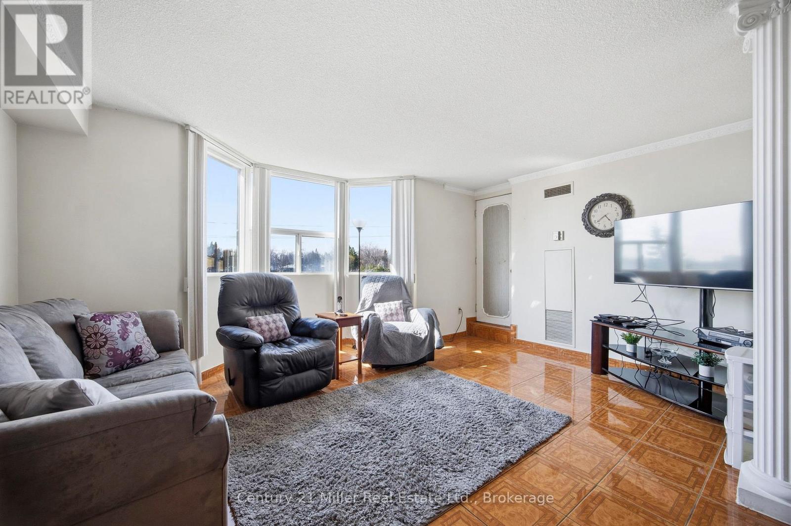 3845 Lakeshore Boulevard W, Toronto, Ontario  M8W 4Y3 - Photo 12 - W13038800