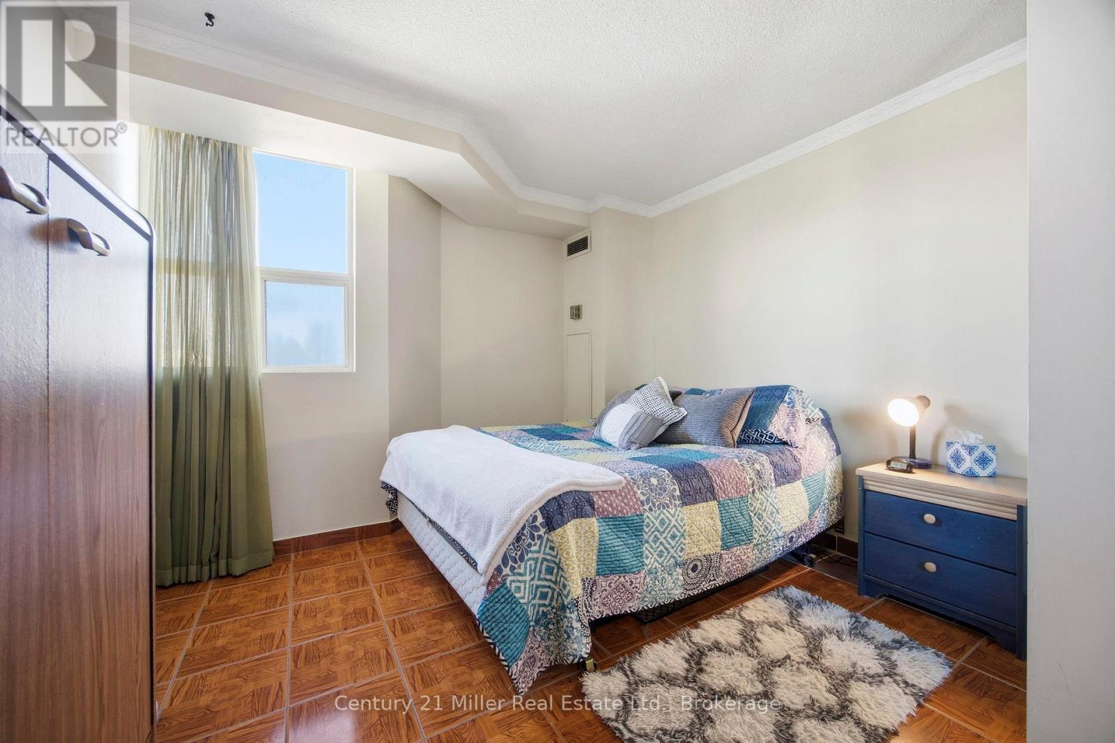3845 Lakeshore Boulevard W, Toronto, Ontario  M8W 4Y3 - Photo 16 - W13038800