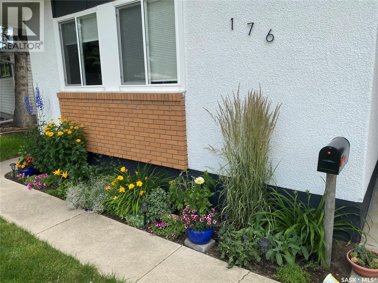 176 Tucker Crescent, Saskatoon, Saskatchewan  S7H 3H9 - Photo 39 - SK033751