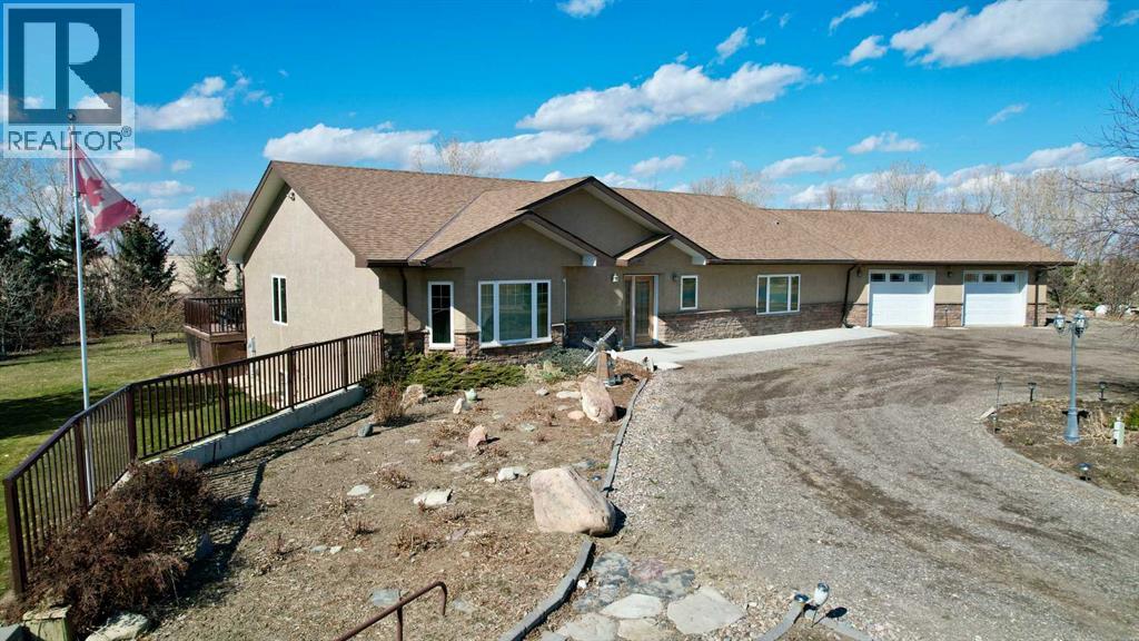 205008 Twp 10-0, Rural Lethbridge County, Alberta  T1J 3Y7 - Photo 4 - A2300788