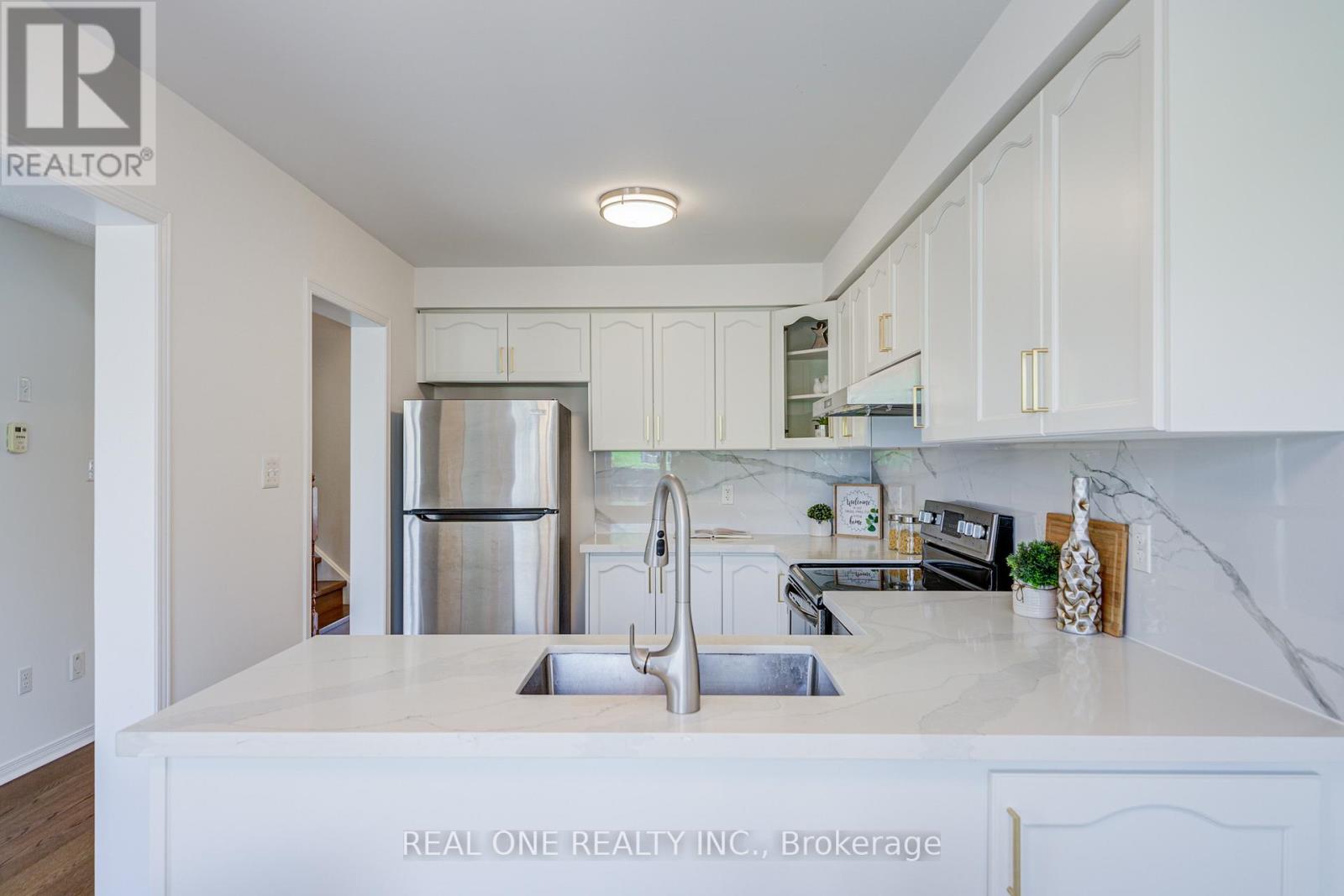 65 Westcliffe Crescent, Richmond Hill, Ontario  L4E 0S5 - Photo 18 - N13038810