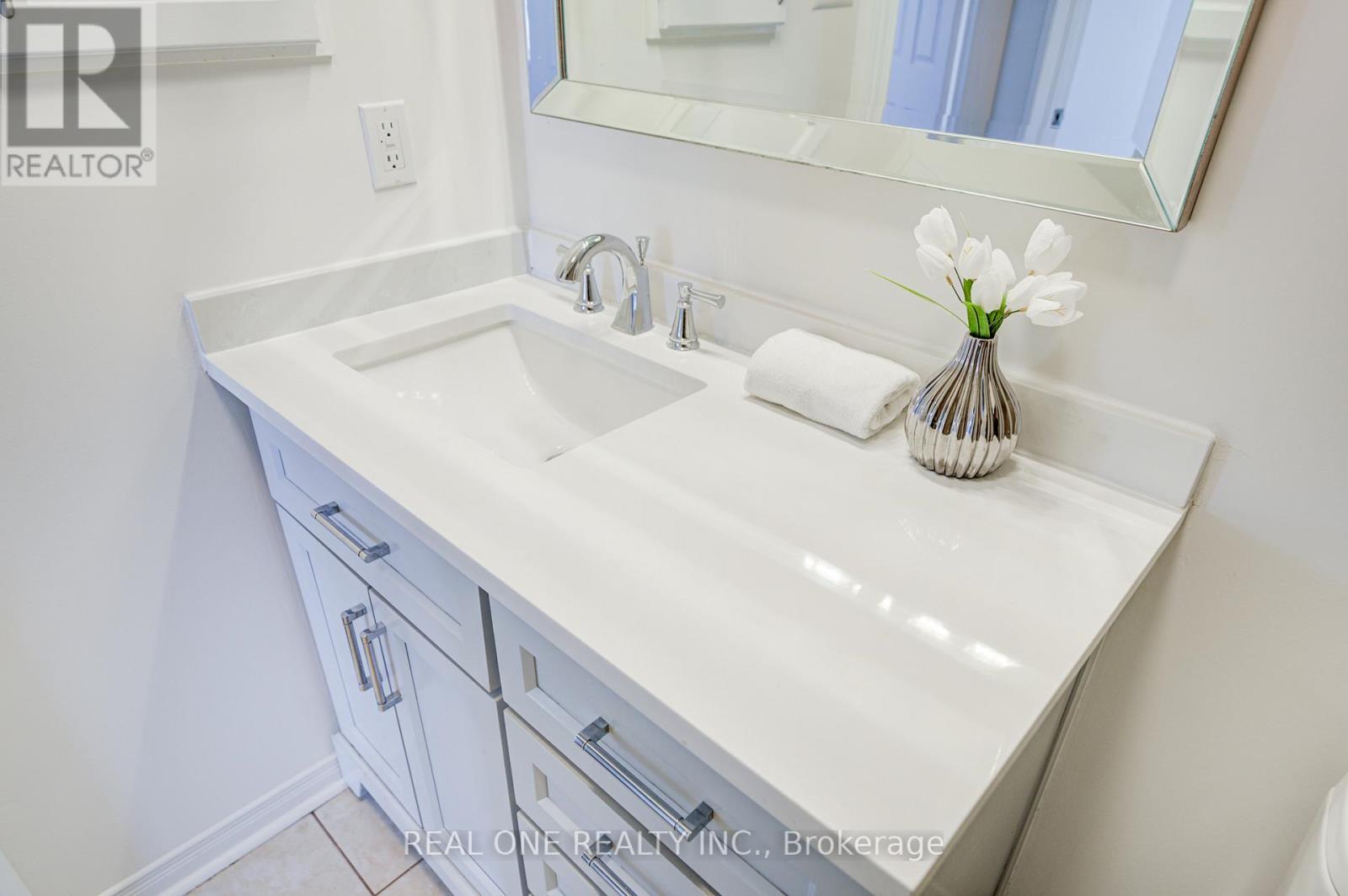 65 Westcliffe Crescent, Richmond Hill, Ontario  L4E 0S5 - Photo 36 - N13038810