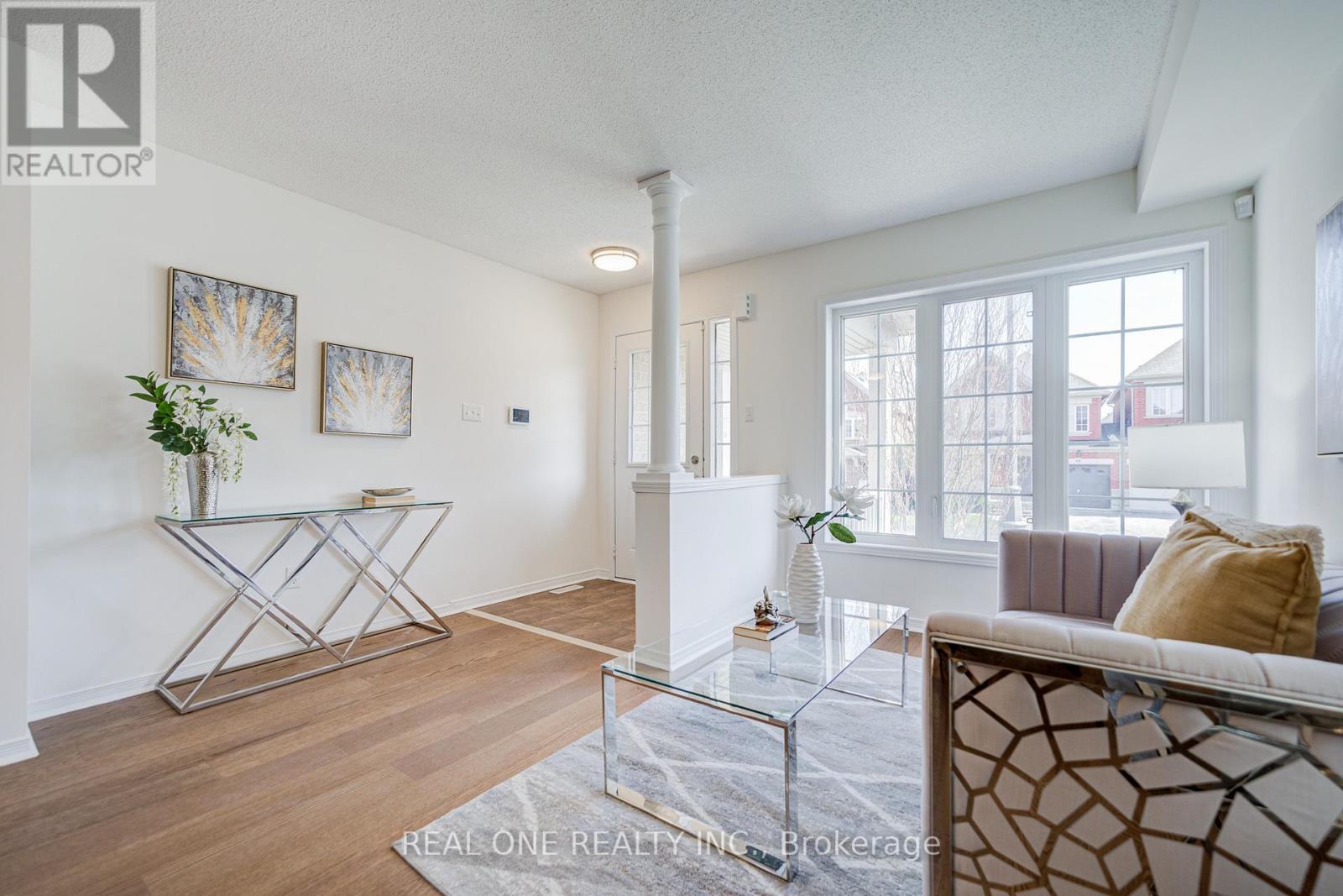 65 Westcliffe Crescent, Richmond Hill, Ontario  L4E 0S5 - Photo 6 - N13038810