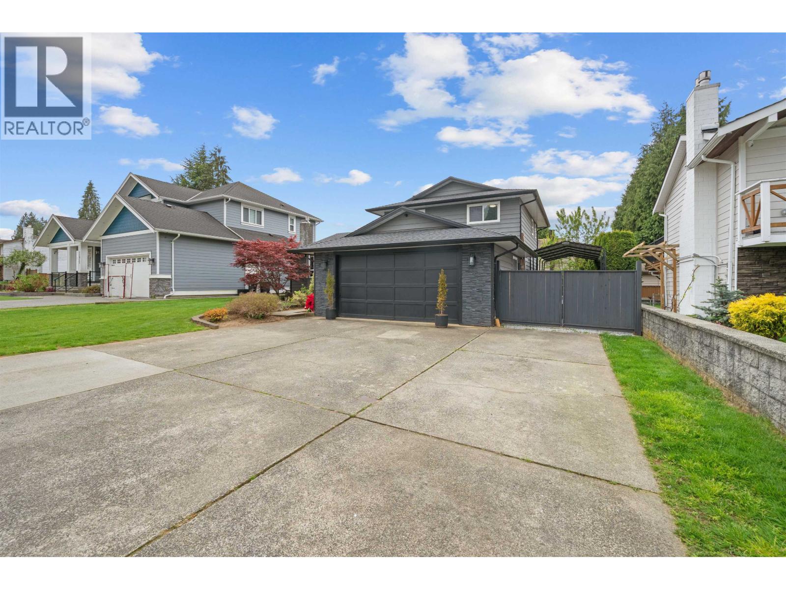 11923 194b Street, Pitt Meadows, British Columbia  V3Y 1K3 - Photo 2 - R3115338