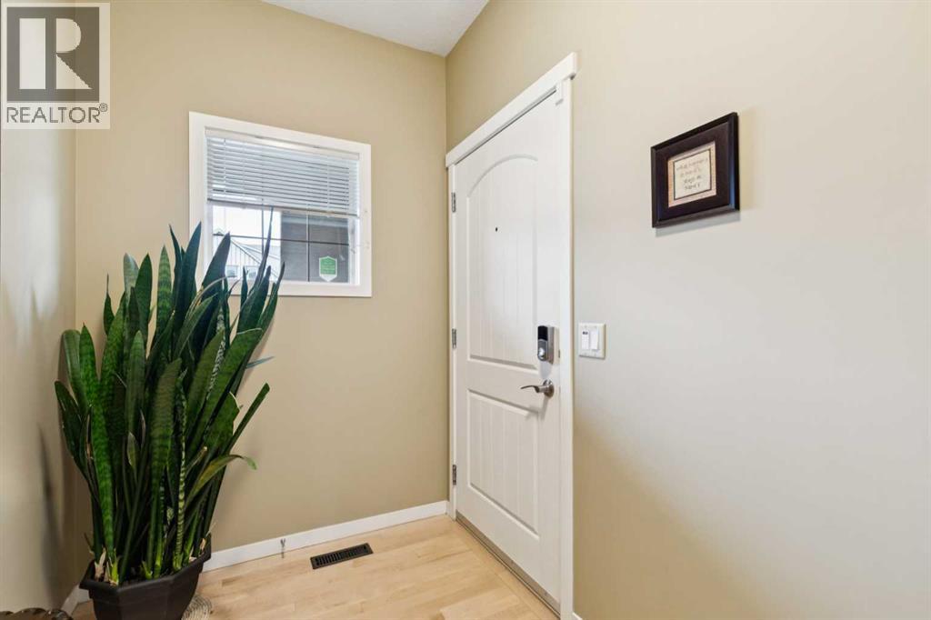 305 Mahogany Boulevard Se, Calgary, Alberta  T3M 1N8 - Photo 3 - A2288879