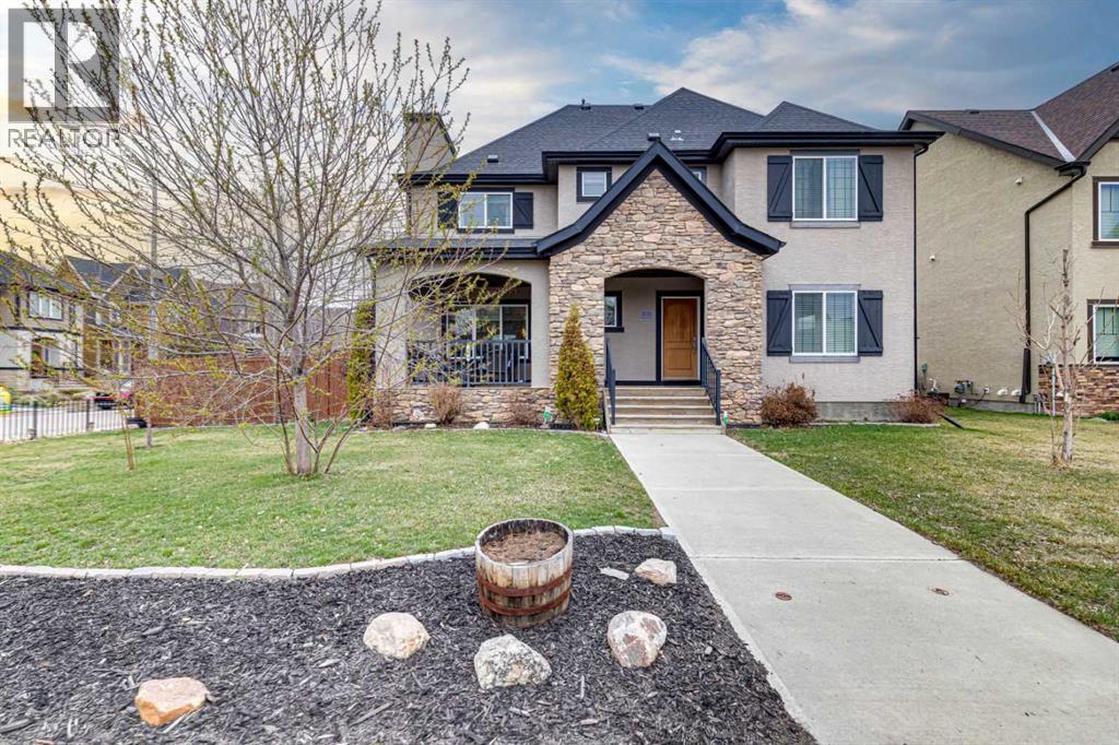 305 Mahogany Boulevard SE, Calgary, Alberta