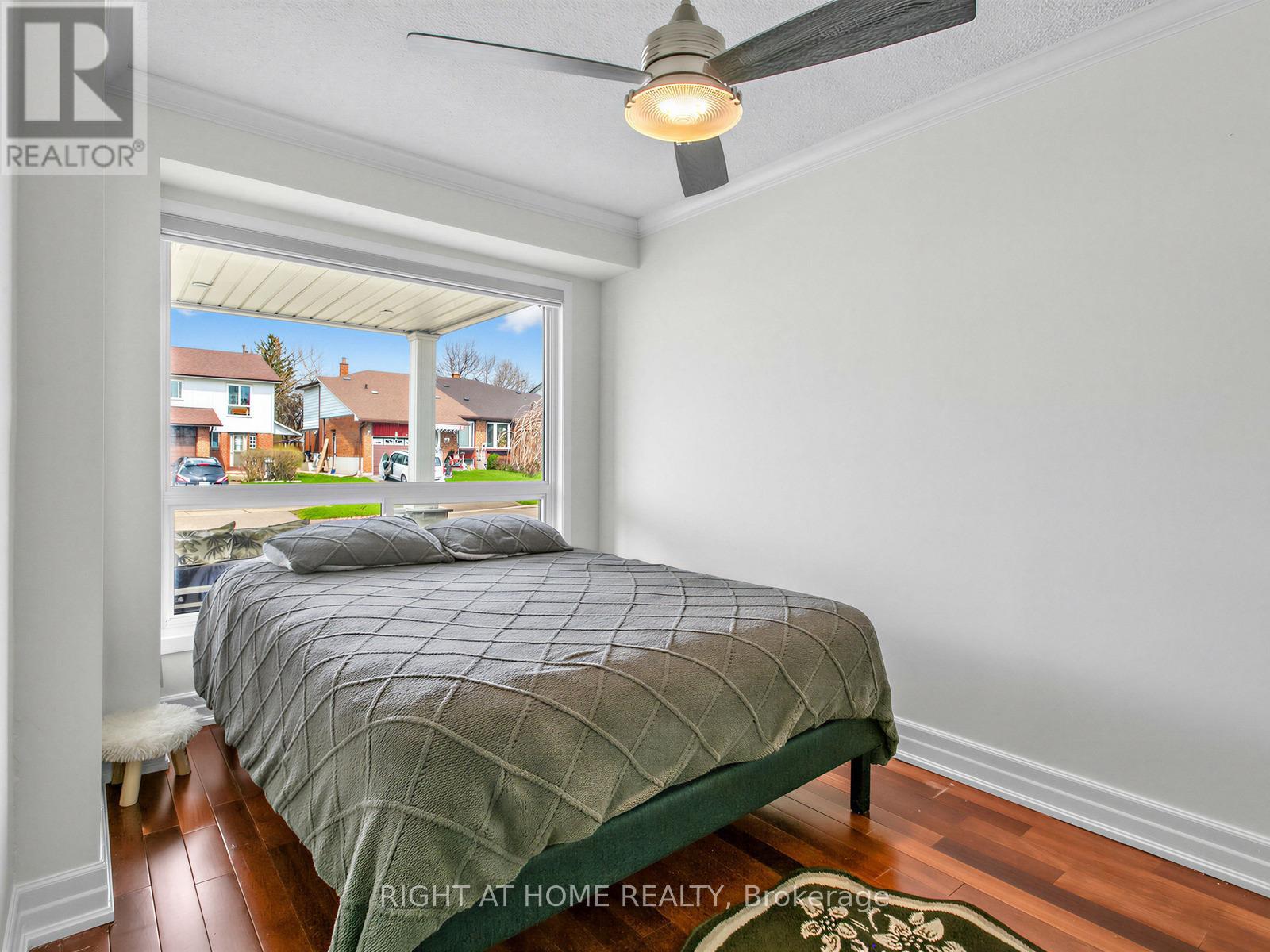 137 Beech Street, Brampton, Ontario  L6V 2Z2 - Photo 12 - W13038820