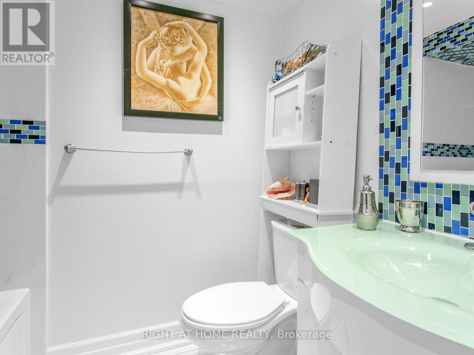 137 Beech Street, Brampton, Ontario  L6V 2Z2 - Photo 19 - W13038820