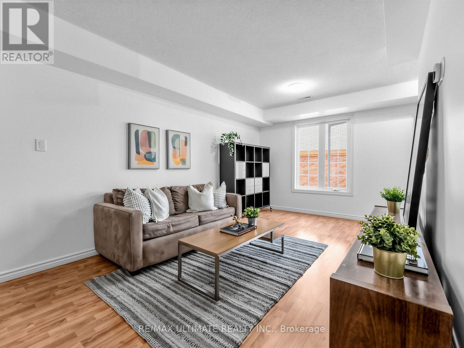 54 - 6950 Tenth Line W, Mississauga, Ontario  L5N 6Y1 - Photo 3 - W13038822