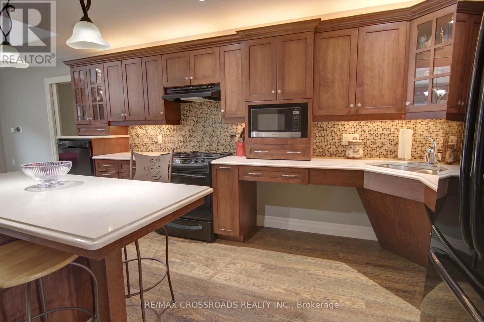 8 Green Arbour Way, Kawartha Lakes, Ontario  K9V 0E6 - Photo 10 - X13038794