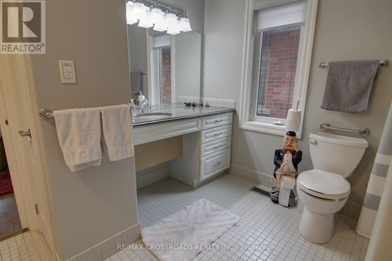 8 Green Arbour Way, Kawartha Lakes, Ontario  K9V 0E6 - Photo 17 - X13038794