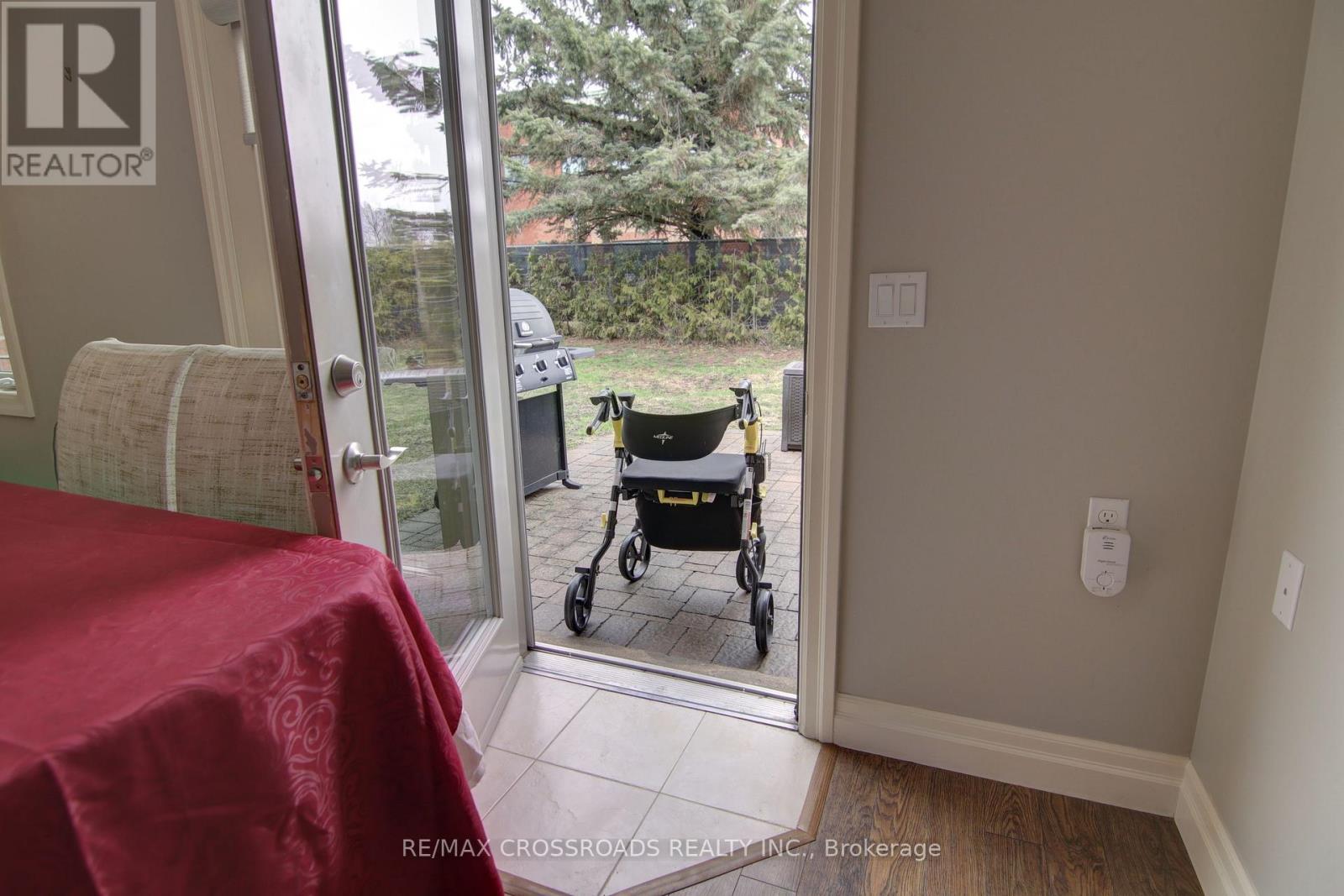 8 Green Arbour Way, Kawartha Lakes, Ontario  K9V 0E6 - Photo 29 - X13038794