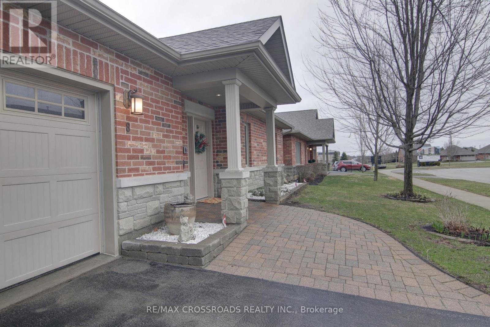 8 Green Arbour Way, Kawartha Lakes, Ontario  K9V 0E6 - Photo 4 - X13038794