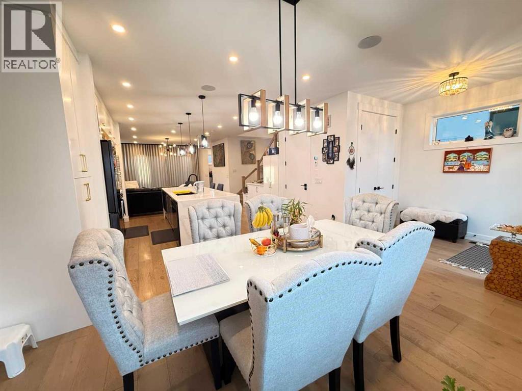 103 Hartford Road NW, Calgary, Alberta  T2K 2A7 - Photo 3 - A2282978