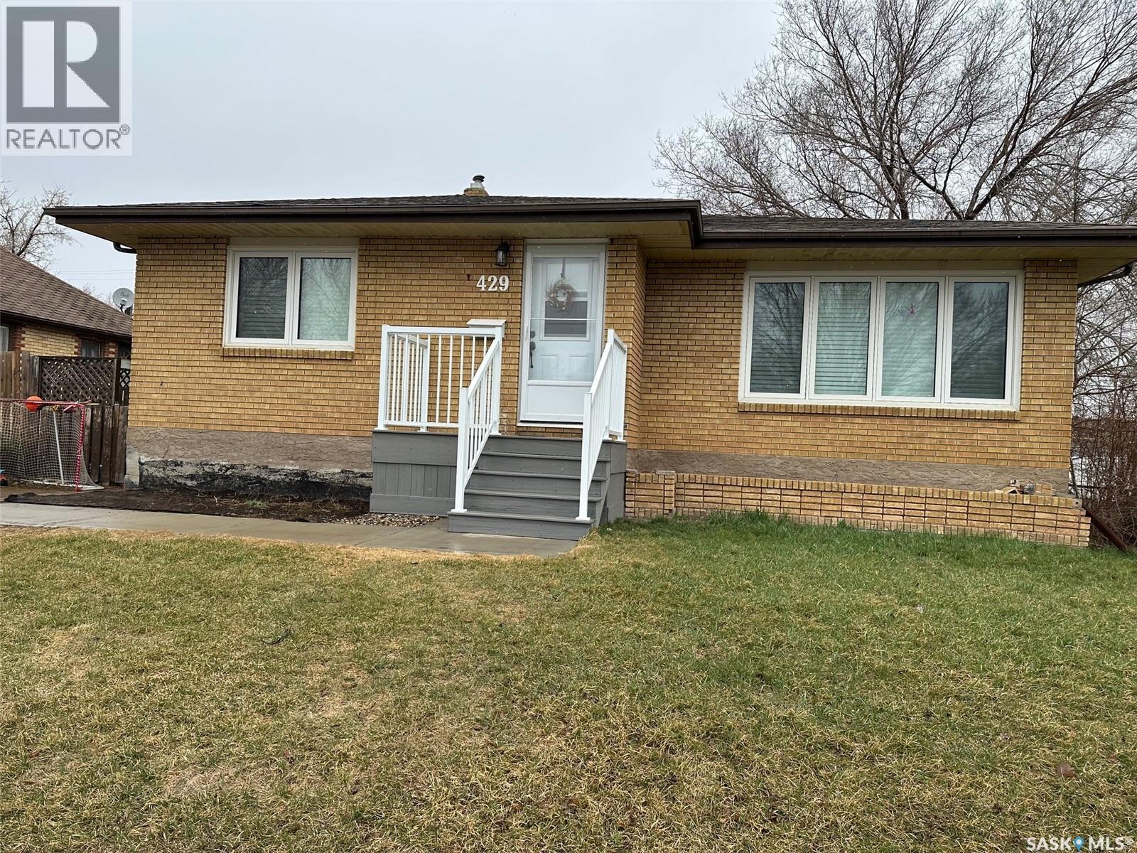 429 Third STREET, Estevan, Saskatchewan