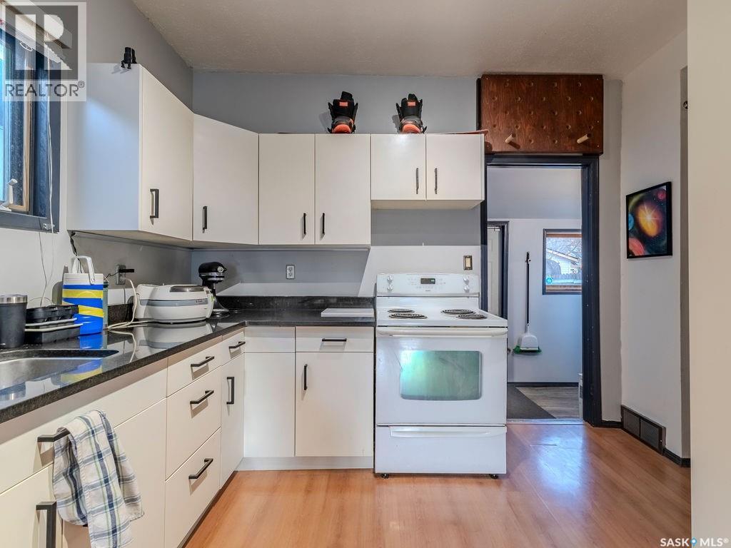 710 I Avenue S, Saskatoon, Saskatchewan  S7M 1Y9 - Photo 11 - SK033829