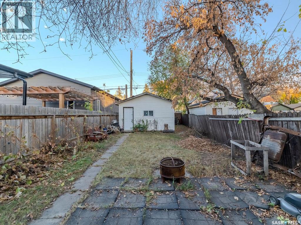 710 I Avenue S, Saskatoon, Saskatchewan  S7M 1Y9 - Photo 19 - SK033829