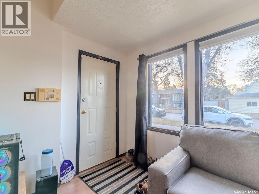 710 I Avenue S, Saskatoon, Saskatchewan  S7M 1Y9 - Photo 4 - SK033829