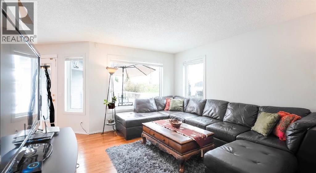 188 Tuscany Valley Drive Nw, Calgary, Alberta  T3L 2C2 - Photo 11 - A2294247