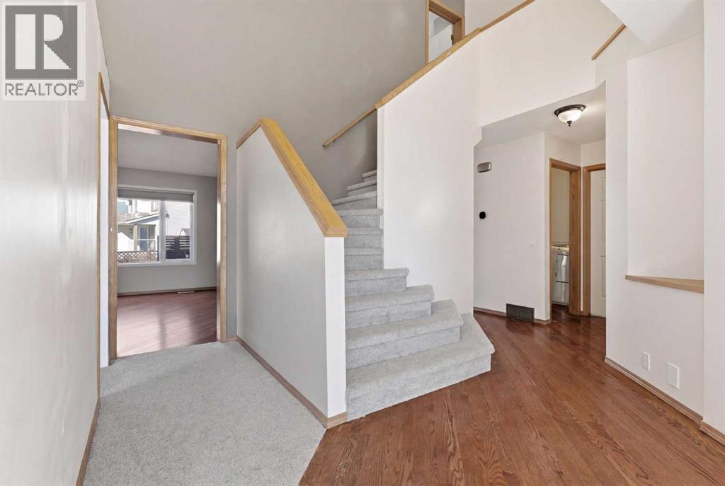 105 Crystalridge Drive, Okotoks, Alberta  T1S 1P4 - Photo 5 - A2301384