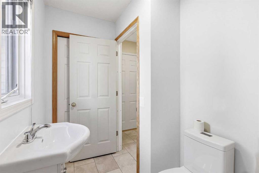 105 Crystalridge Drive, Okotoks, Alberta  T1S 1P4 - Photo 21 - A2301384