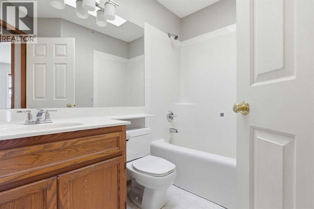 105 Crystalridge Drive, Okotoks, Alberta  T1S 1P4 - Photo 29 - A2301384