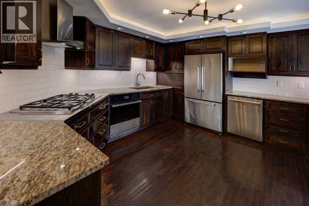 20, 448 Strathcona Drive Sw, Calgary, Alberta  T3H 1M3 - Photo 4 - A2302058