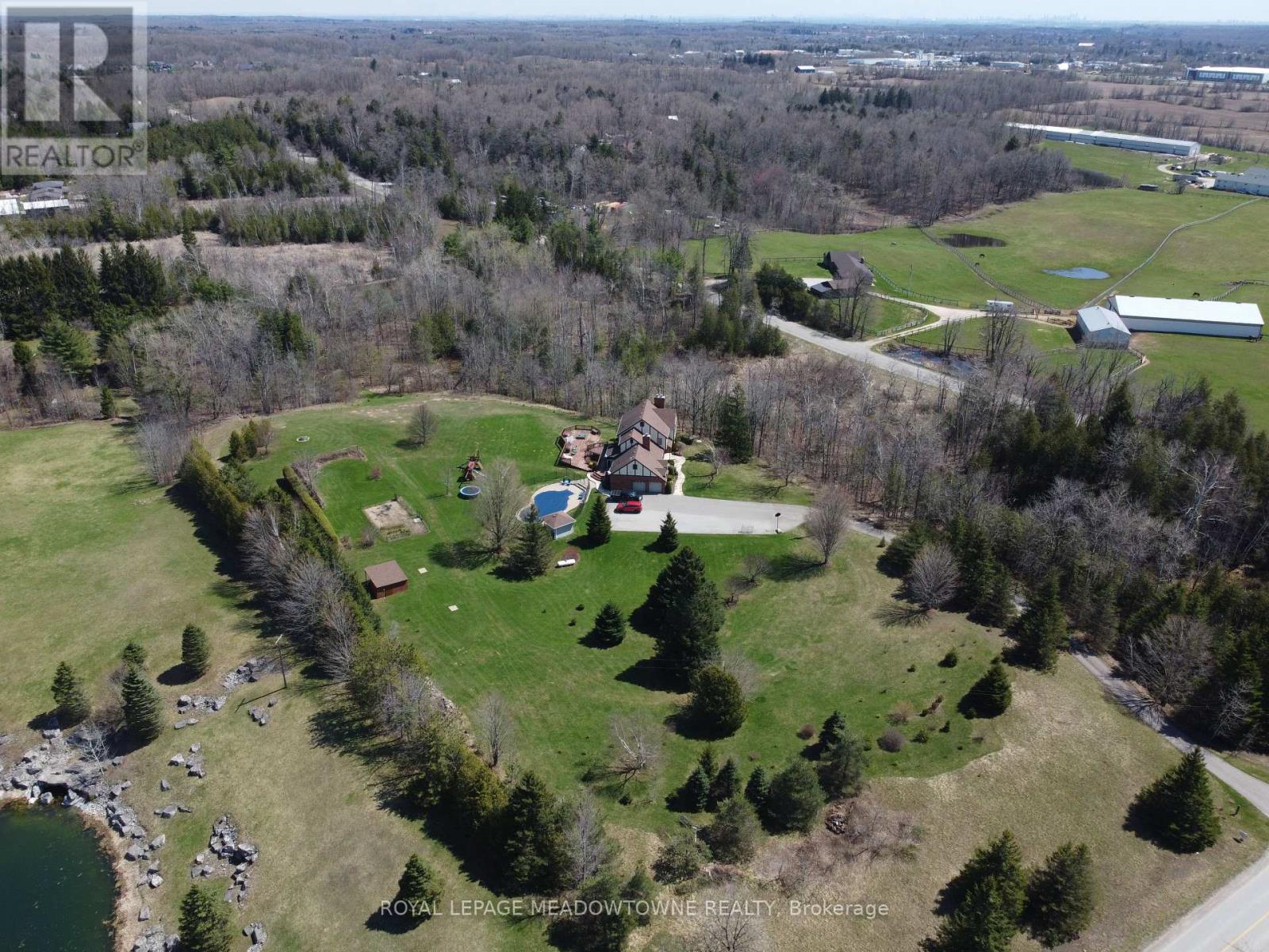 4905 First Line, Erin, Ontario  L7J 2L9 - Photo 2 - X12878834