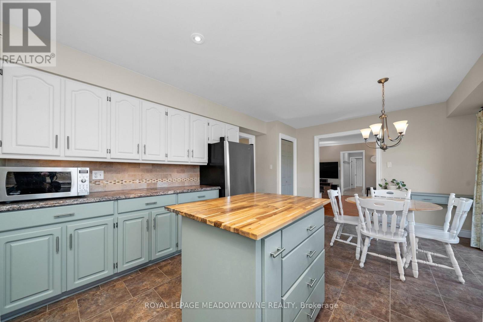 4905 First Line, Erin, Ontario  L7J 2L9 - Photo 8 - X12878834