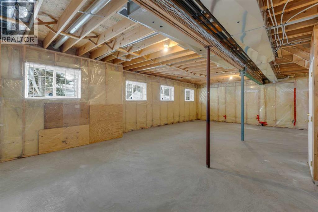 2, 200 Sandstone Drive NW, Calgary, Alberta  T3K 4N7 - Photo 22 - A2293170