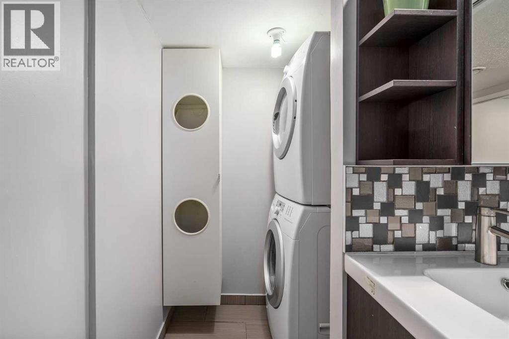 220 Douglas Glen Bay Se, Calgary, Alberta  T2Z 2M8 - Photo 28 - A2297250